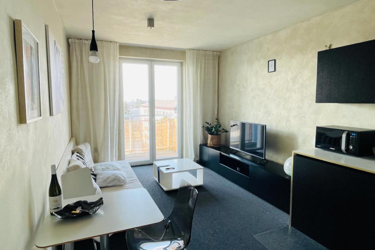 Cozy Apartment - Citycentre - Freeparking - Selfcheck-In Liptovský Mikuláš Exterior foto